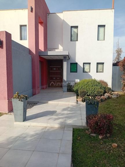 Casa en Venta en Guaymallen, Mendoza