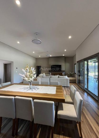 Casa en Venta en Maipu, Mendoza