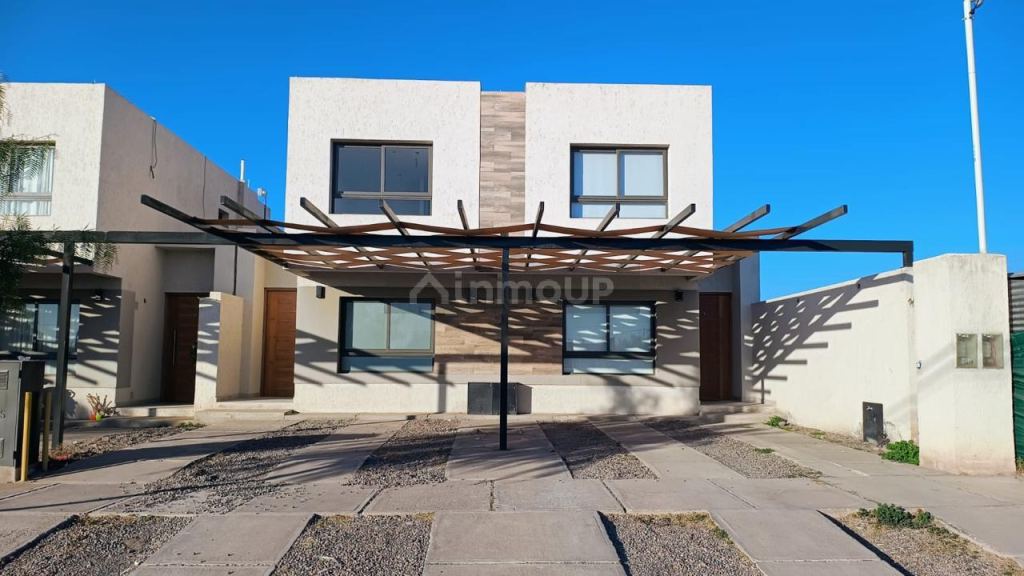 Duplex en Venta en Maipu, Mendoza