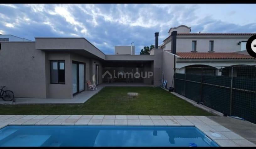 Casa en Venta en Guaymallen, Mendoza