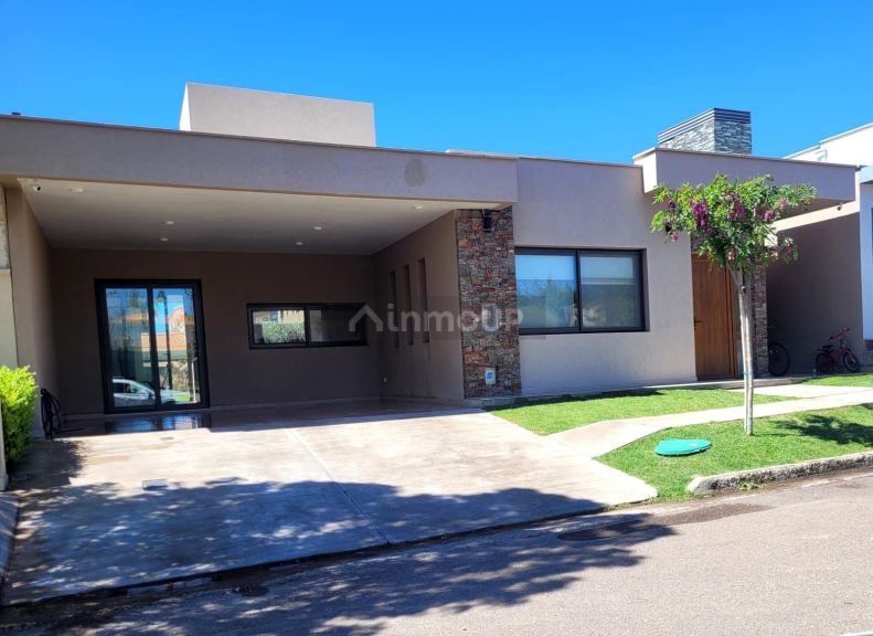 Casa en Venta en Guaymallen, Mendoza