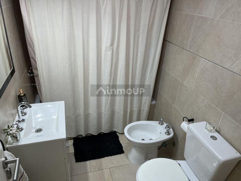 Departamento en Venta en Tres de Febrero, G.B.A. Zona Oeste