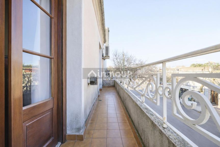 P H en Venta en Flores, Capital Federal