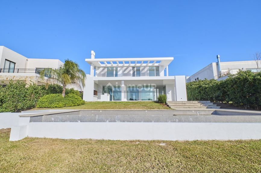 Casa en Venta en Escobar, G.B.A. Zona Norte