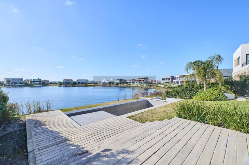 Casa en Venta en Escobar, G.B.A. Zona Norte