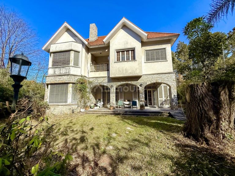 Casa en Venta en Vicente Lopez, G.B.A. Zona Norte
