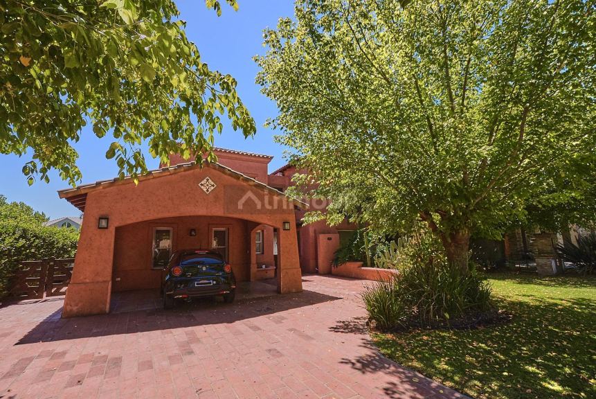 Casa en Venta en Pilar, G.B.A. Zona Norte
