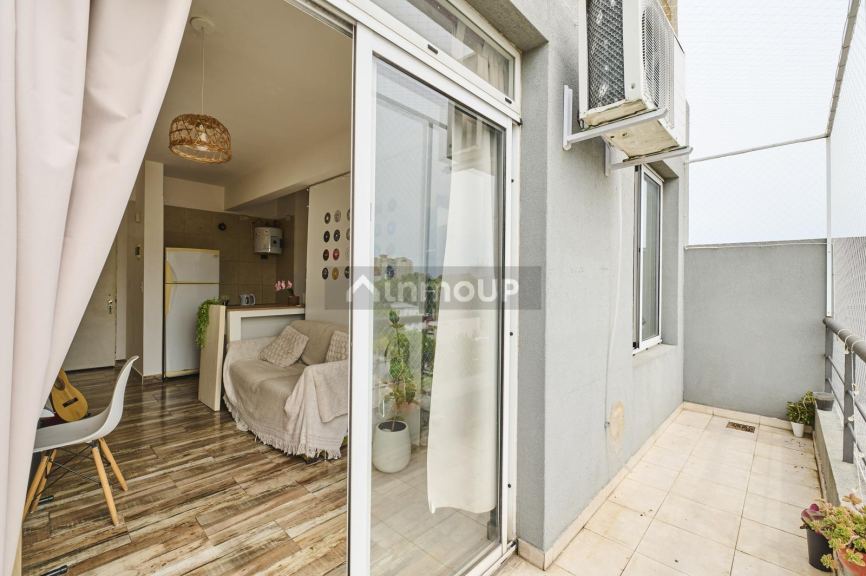 Departamento en Alquiler en Monte Castro, Capital Federal
