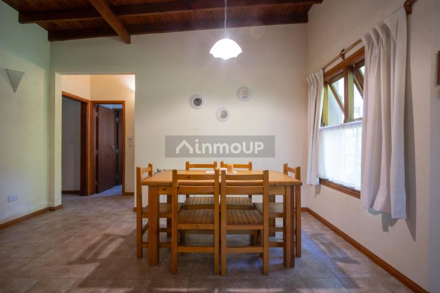 Casa en Venta en Villa Gesell, Buenos Aires Costa Atlantica