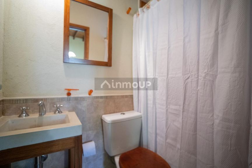 Casa en Venta en Villa Gesell, Buenos Aires Costa Atlantica