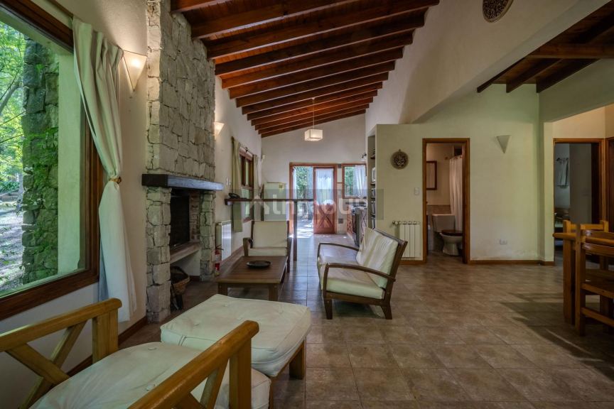 Casa en Venta en Villa Gesell, Buenos Aires Costa Atlantica