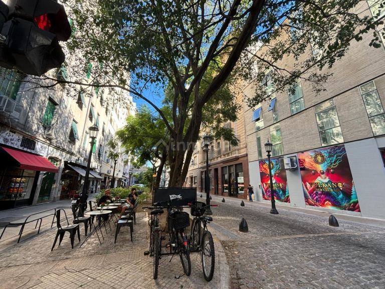 Departamento en Venta en Monserrat, Capital Federal
