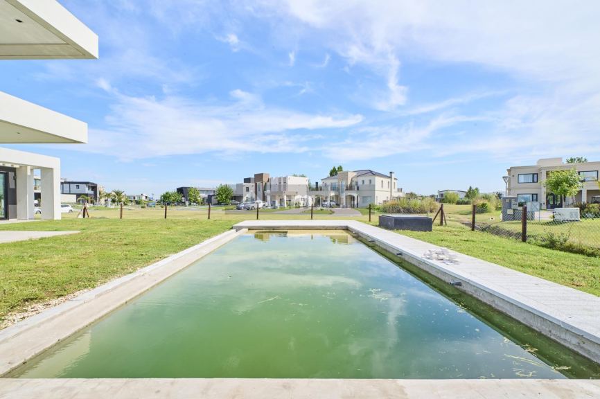 Casa en Venta en Ezeiza, G.B.A. Zona Sur