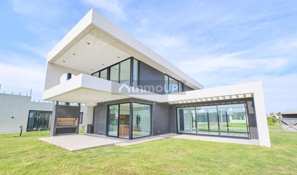 Casa en Venta en Ezeiza, G.B.A. Zona Sur