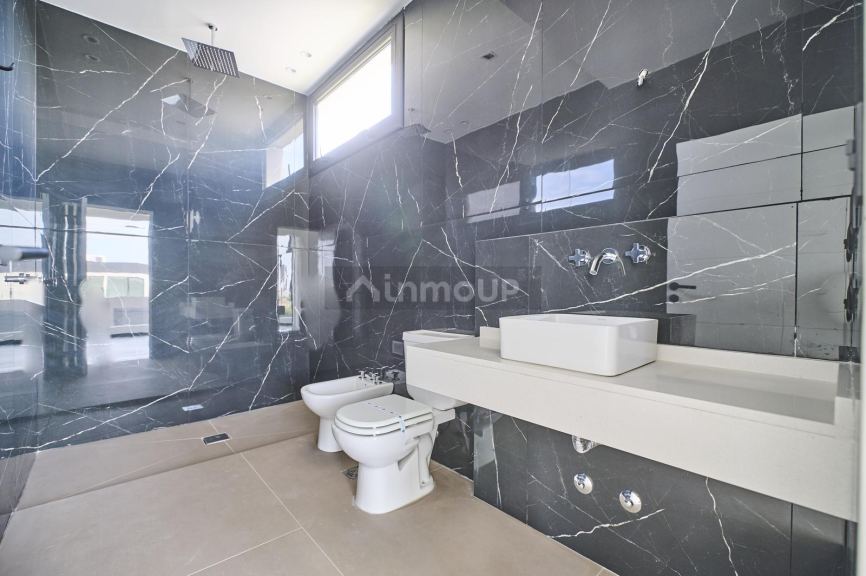 Casa en Venta en Ezeiza, G.B.A. Zona Sur