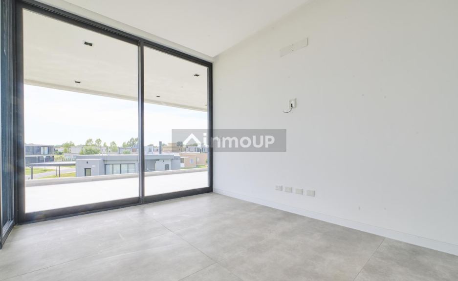 Casa en Venta en Ezeiza, G.B.A. Zona Sur