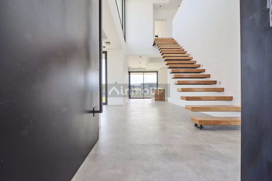 Casa en Venta en Ezeiza, G.B.A. Zona Sur