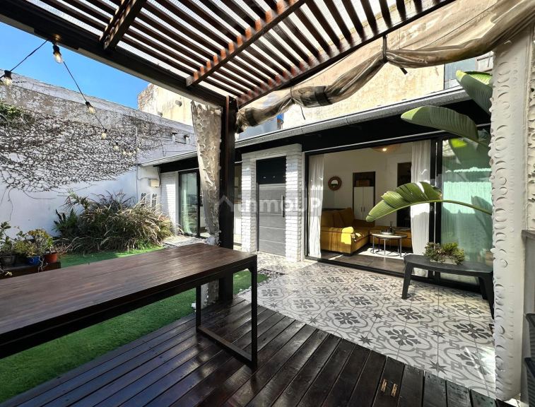 P H en Venta en Lomas de Zamora, G.B.A. Zona Sur