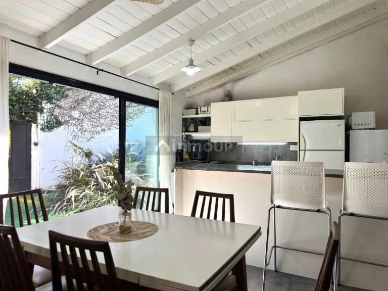 P H en Venta en Lomas de Zamora, G.B.A. Zona Sur