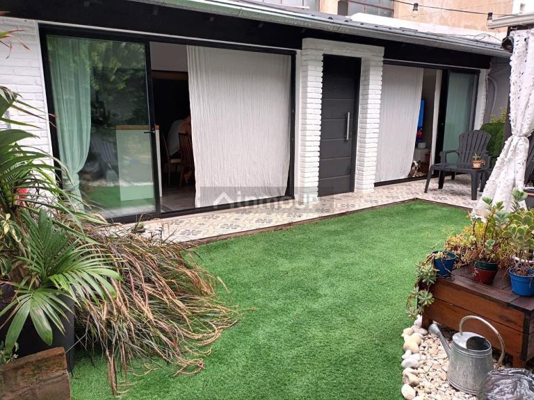 P H en Venta en Lomas de Zamora, G.B.A. Zona Sur