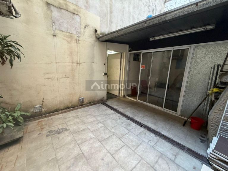 Local Comercial en Venta en Balvanera, Capital Federal