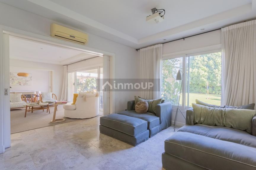 Casa en Alquiler en Pilar, G.B.A. Zona Norte