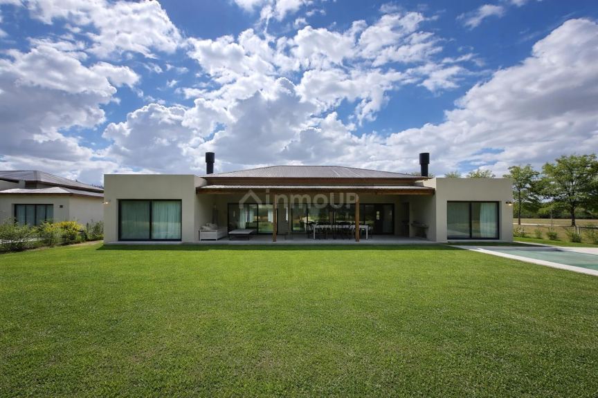 Casa en Venta en Pilar, G.B.A. Zona Norte