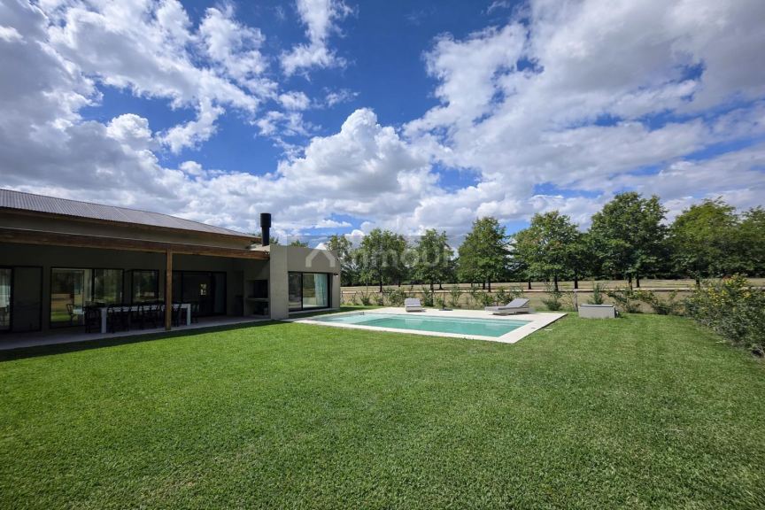 Casa en Venta en Pilar, G.B.A. Zona Norte