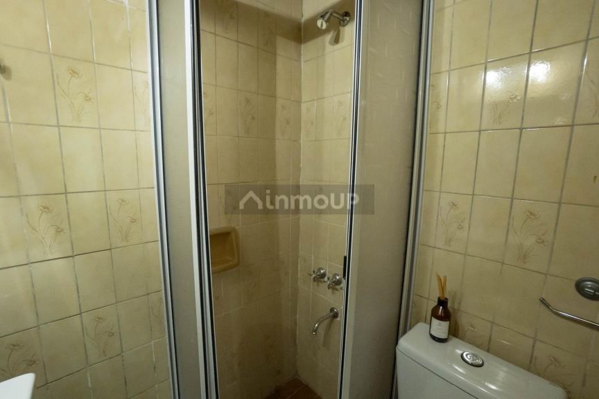 P H en Venta en Lanus, G.B.A. Zona Sur