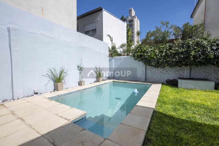 P H en Venta en Lanus, G.B.A. Zona Sur