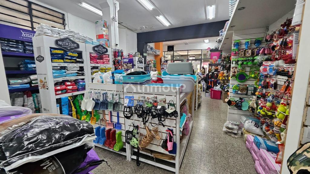 Local Comercial en Venta en Balvanera, Capital Federal