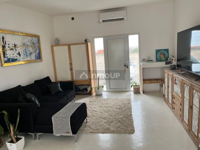 Casa en Venta en Biedma, Chubut
