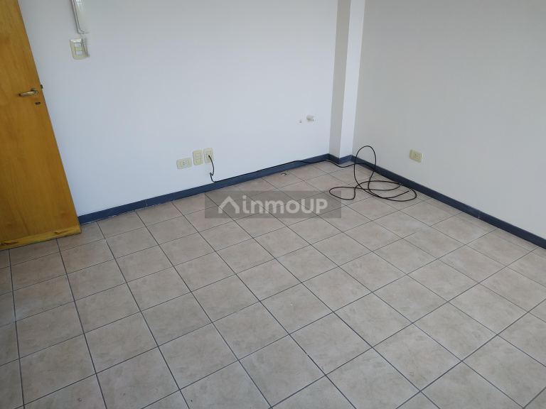 Oficina en Alquiler en San Martin, Mendoza