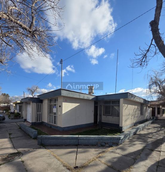 Casa en Venta en Rivadavia, Mendoza