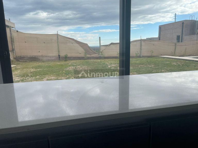Casa en Venta en Las Heras, Mendoza - USD 330.000 | Inmoup - 3