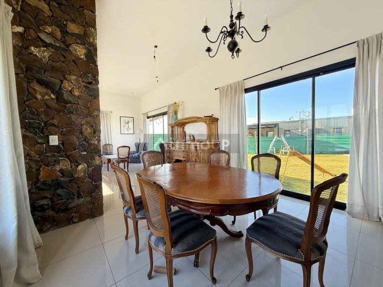 Casa en Venta en Maipu, Mendoza