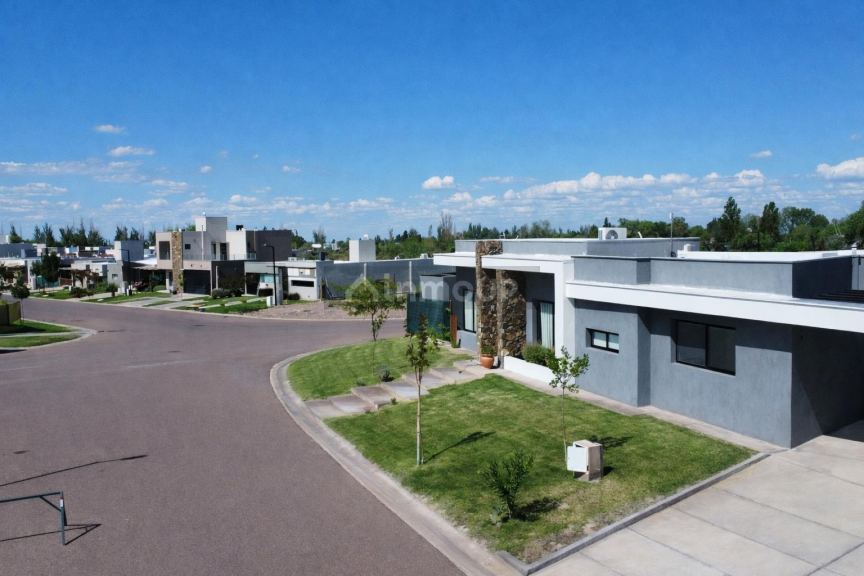 Casa en Venta en Maipu, Mendoza