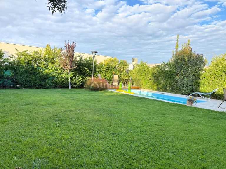 Casa en Venta en Guaymallen, Mendoza
