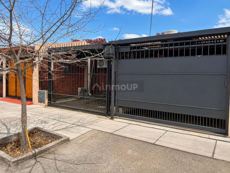 Casa en Venta en Maipu, Mendoza