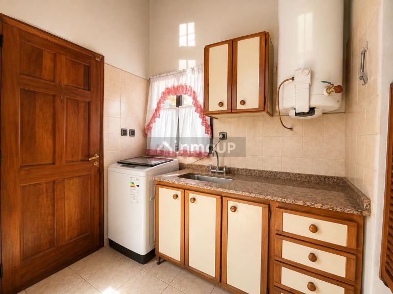 Casa en Venta en Maipu, Mendoza