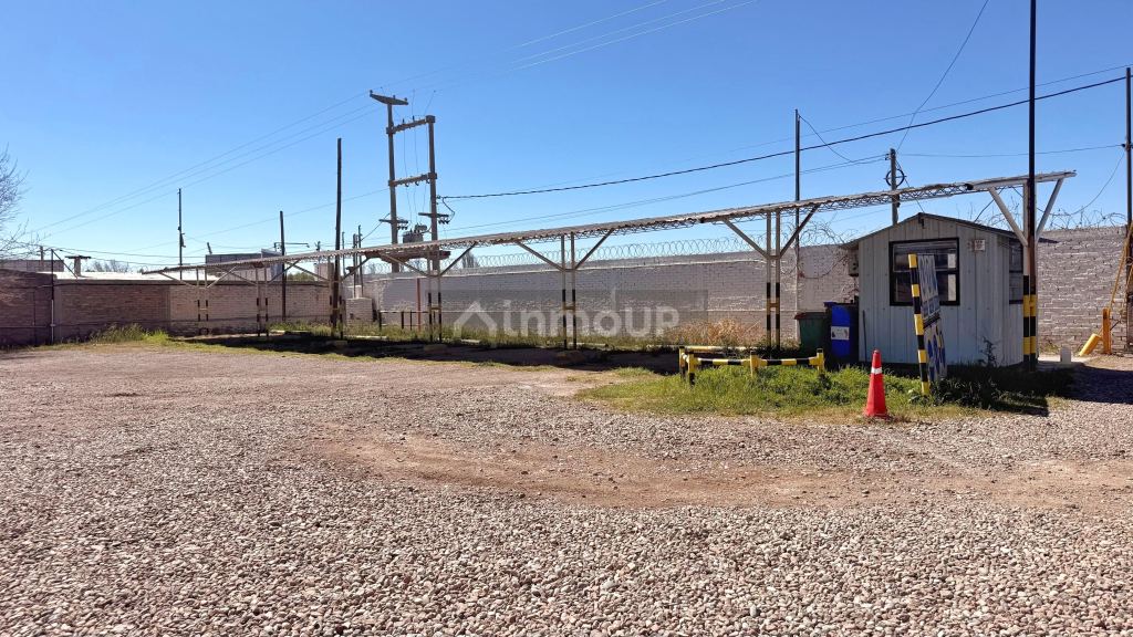 Galpon en Alquiler en Lujan de Cuyo, Mendoza