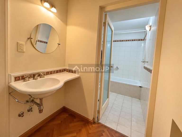 Casa en Venta en Capital, Mendoza - USD 490.000 | Inmoup - 23