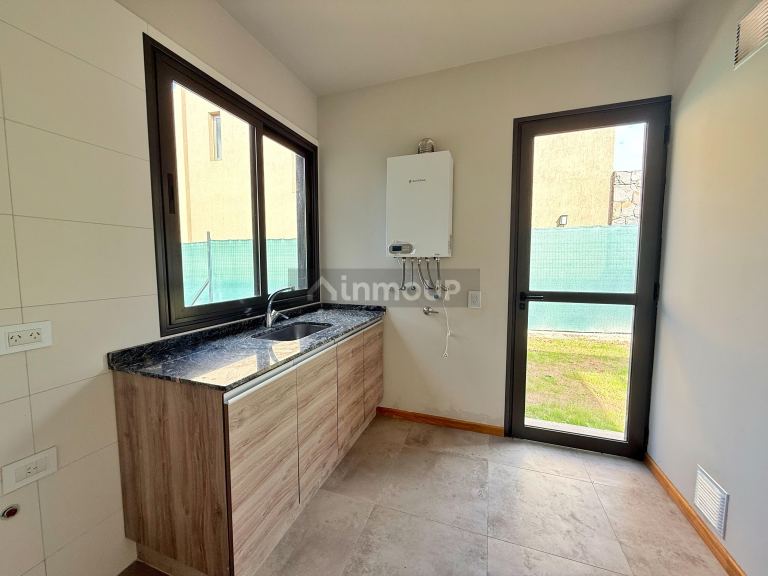 Casa en Alquiler en Lujan de Cuyo, Mendoza