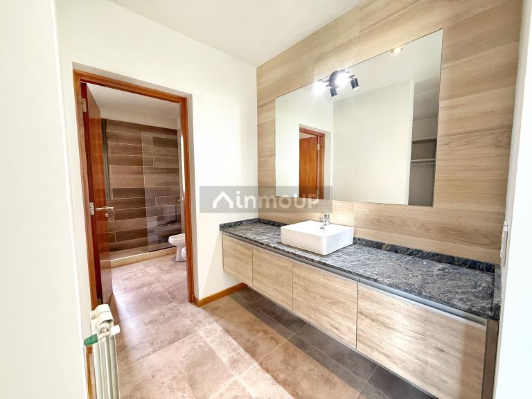 Casa en Alquiler en Lujan de Cuyo, Mendoza
