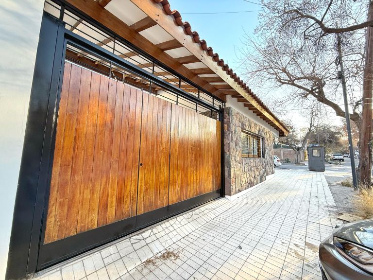 Casa en Venta en Capital, Mendoza