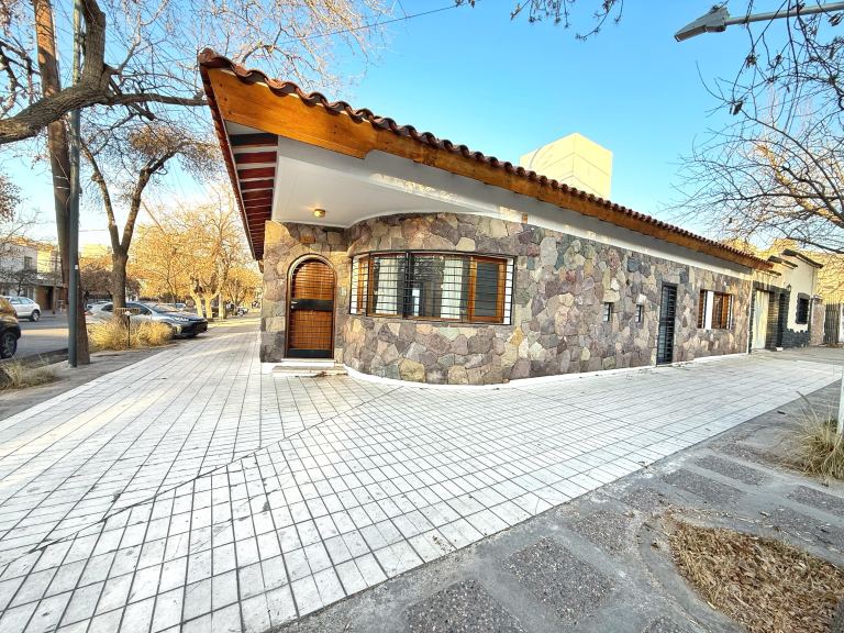 Casa en Venta en Capital, Mendoza