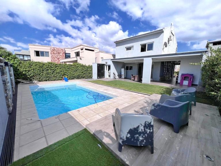 Casa en Venta en Las Heras, Mendoza