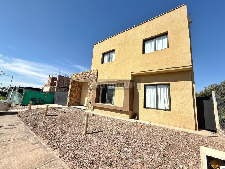 Casa en Venta en Lujan de Cuyo, Mendoza