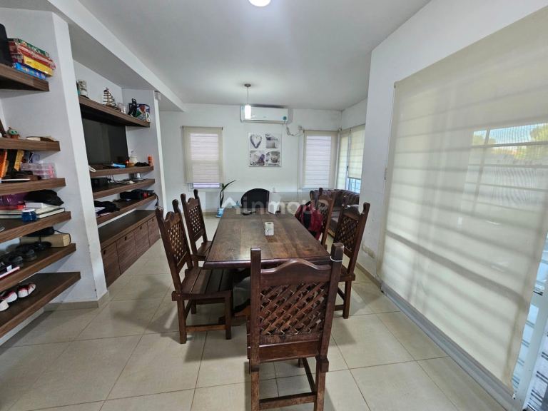 Casa en Venta en Funes, Santa Fe