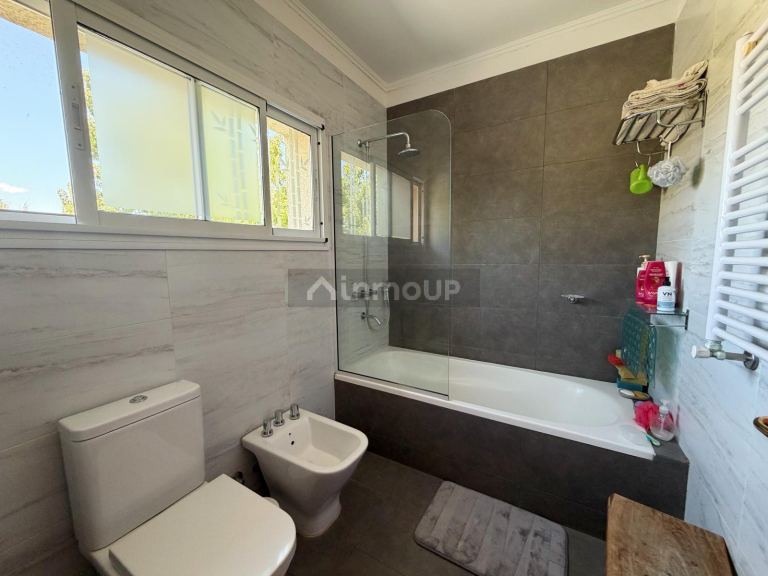 Casa en Venta en Rosario, Santa Fe